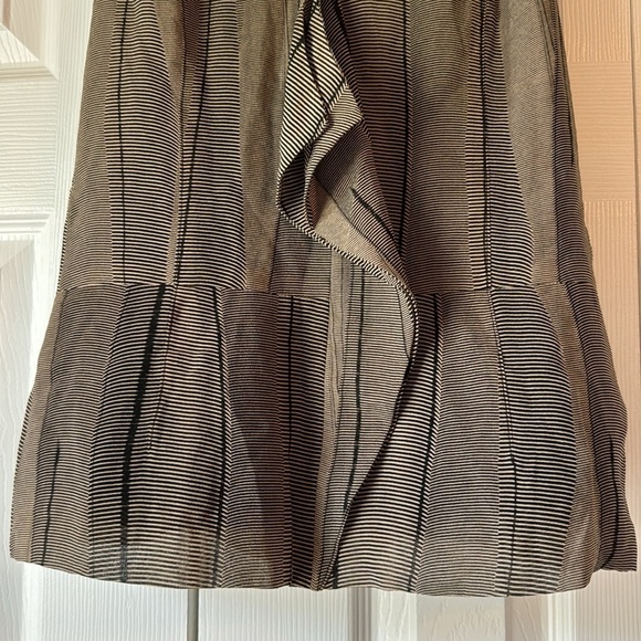 Brian Reyes Silk Striped Open Back Ruffle Tank Top Size 4 made in USA - Picture 6 of 13